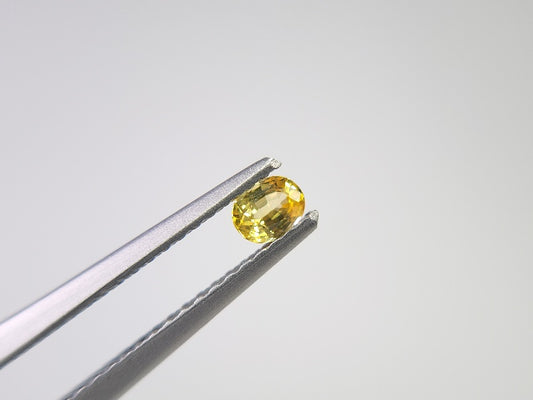 【500円均一】11/17正午まで　イエローサファイア　0.15ct　4