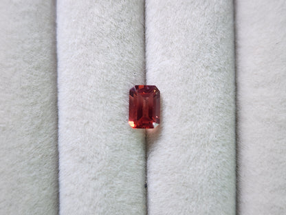 0151-3-1　バイカラーアンデシン　1.10ct
