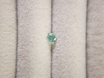 0035-2-3　グリーンカイヤナイト　0.36ct