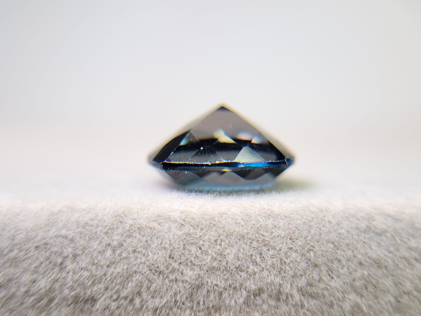 0931-2　ロンドンブルートパーズ　3.12ct