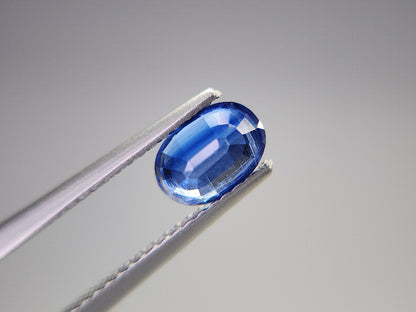 0942-18  カイヤナイト  1.07ct