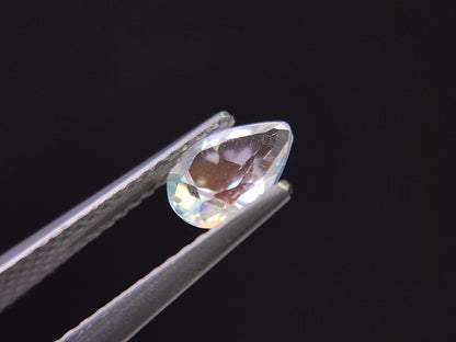 0763-1 　アンデシンラブラドライト　0.70ct