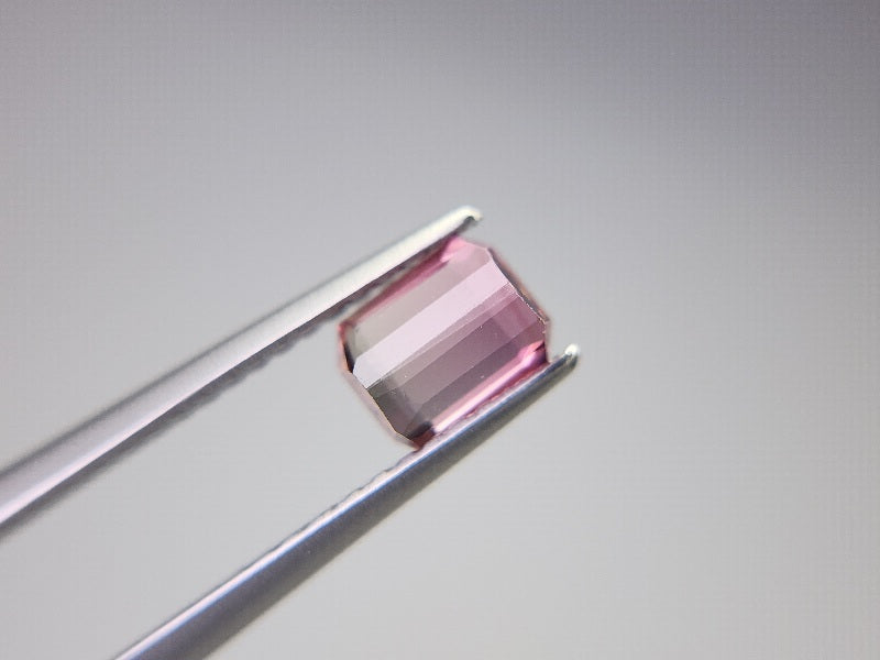 0879-29  トルマリン  0.72ct