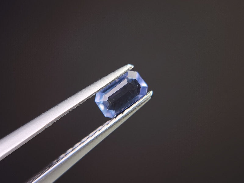 blHAK-8　ブルーハックマナイト　0.14ct