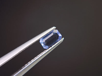 blHAK-8　ブルーハックマナイト　0.14ct