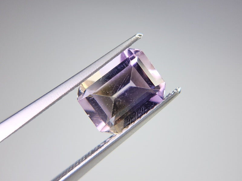 AMT-18　アメトリン　2.20ct