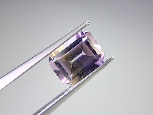 AMT-18　アメトリン　2.20ct