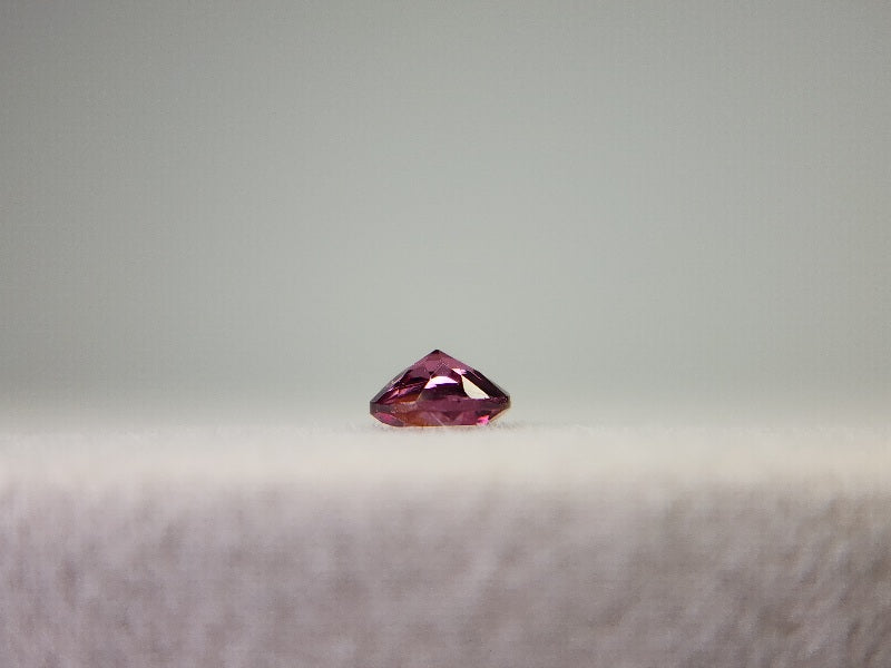 0823-14　スピネル　0.31ct