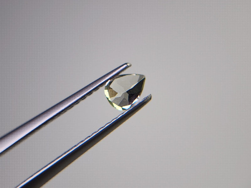 0644-10-3　ゾイサイト　0.36ct