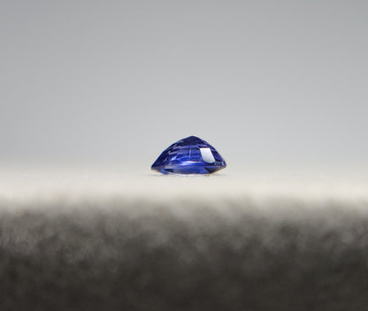0904-1　サファイア　0.76ct