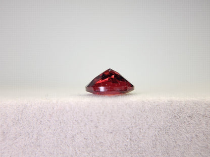 0910-5-8　ガーネット　1.97ct