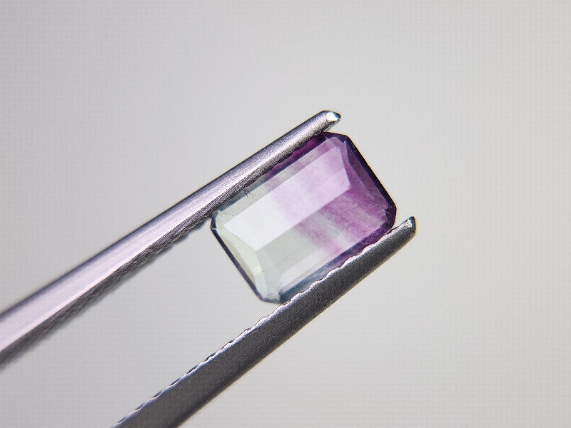 0155-1　バイカラーフローライト　1.13ct