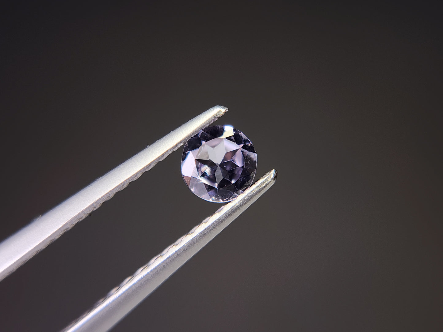 0823-10　スピネル　0.24ct