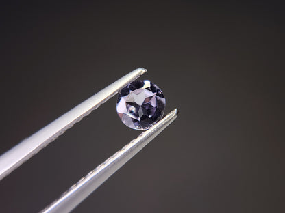 0823-10　スピネル　0.24ct