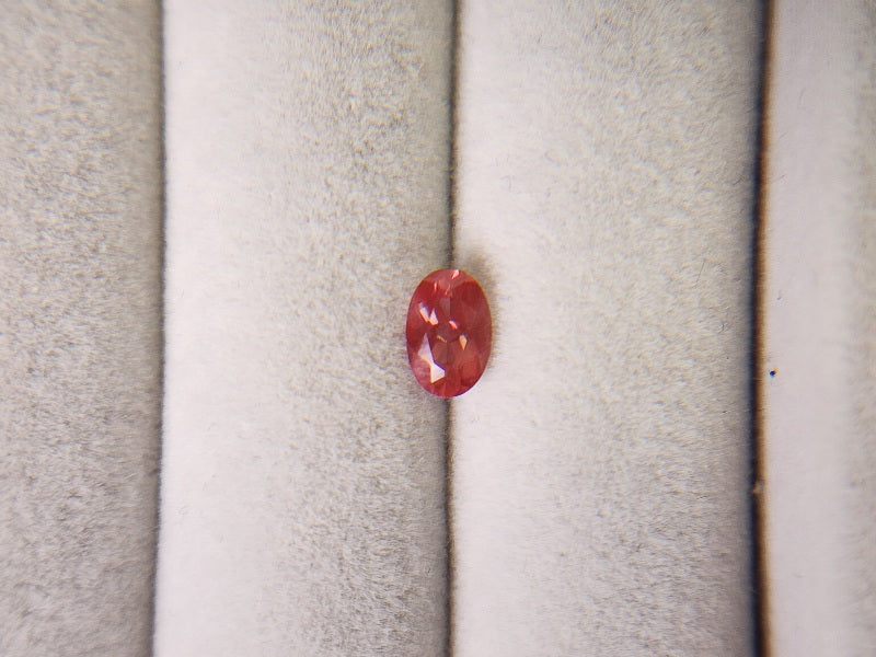 0152-2-11　バイカラーアンデシン　0.43ct