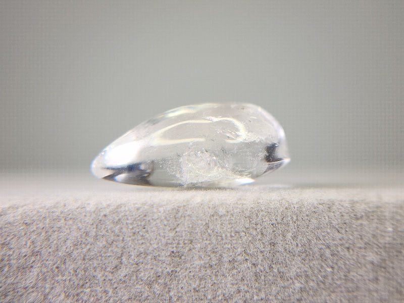 0887-7　クォーツインクォーツ　10.38ct