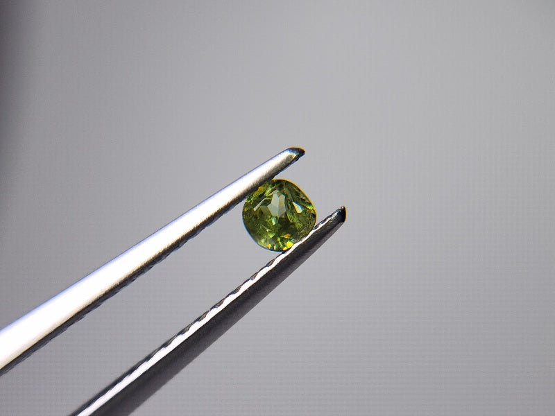 0932-1-15　スフェーン　0.12ct