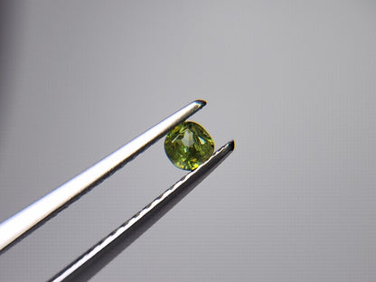 0932-1-15　スフェーン　0.12ct