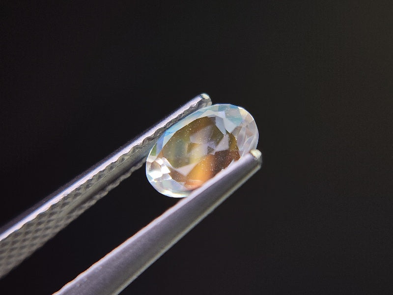 0761-1　アンデシンラブラドライト　0.84ct