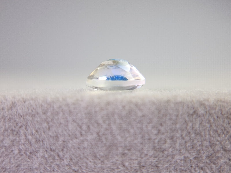 0760-3　アンデシンラブラドライト　0.54ct