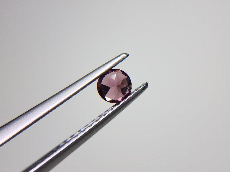 SP-29　スピネル　0.18ct