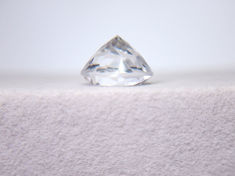 SUI-25　水晶　6.13ct