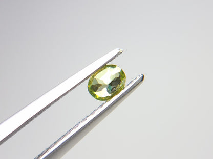 0932-1-11　スフェーン　0.12ct