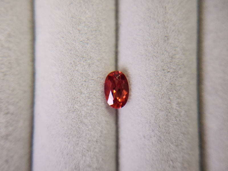 0152-1-15　バイカラーアンデシン　0.44ct
