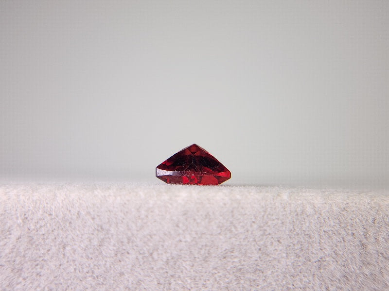 0910-1-4　ガーネット　1.40ct