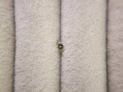 0015-2-1　ブラウンダイヤモンド　0.05ct
