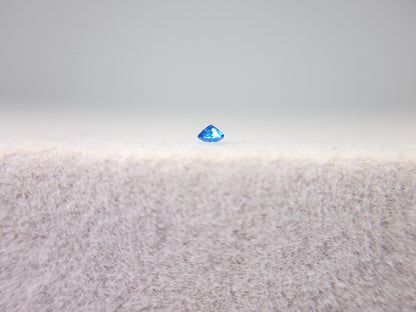 0129-2　アウイナイト　0.01ct