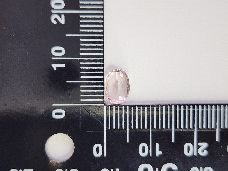 0908-11　モルガナイト　0.99ct