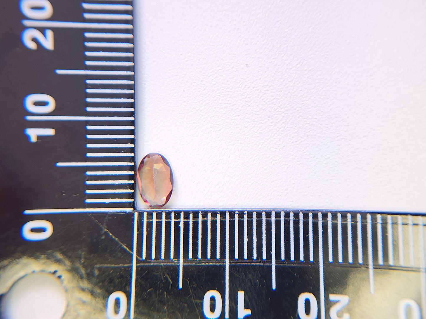0152-3-6　バイカラーアンデシン　0.37ct