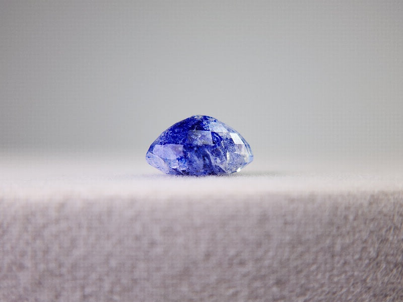 0442-18　虹入り！ラズライトインソーダライト　1.82ct