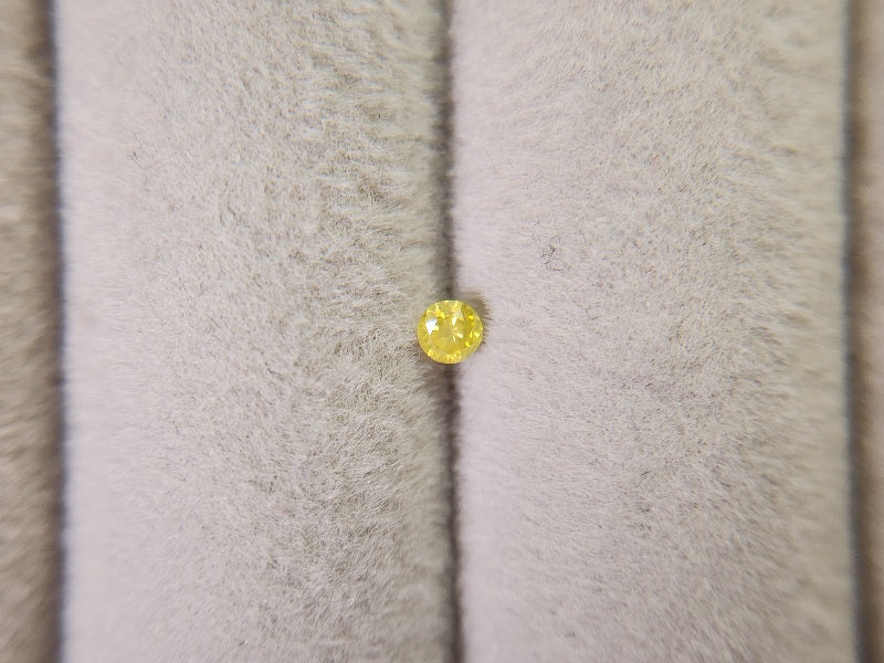 yeDM-5　イエローダイヤモンド　0.07ct
