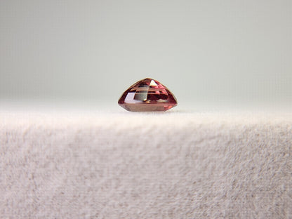 ccGA-3　カラーチェンジガーネット　0.85ct