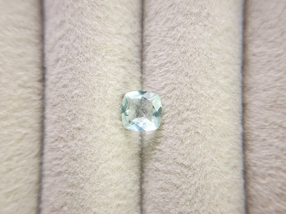 gBE-7　グリーンベリル　0.82ct
