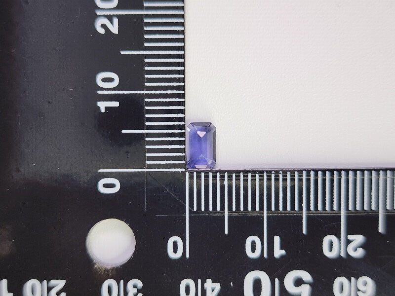 【500円均一】12/15正午まで　アイオライト　0.37ct　2