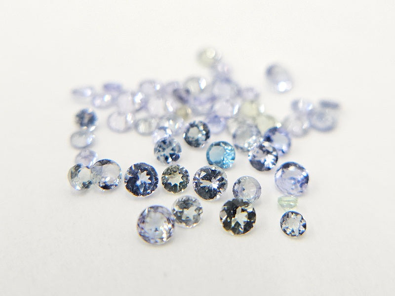 LTE-ZO-3　【リトル東洋ルース】ゾイサイト　合計3.04ct[写真の宝石すべて]