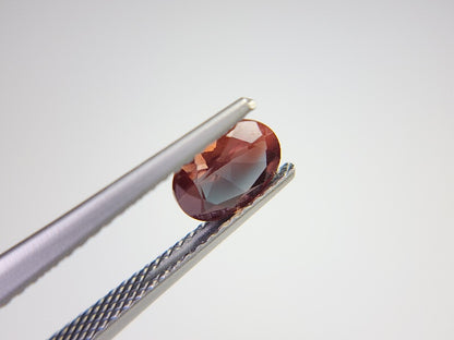 0504-13　バイカラーアンデシン　0.63ct