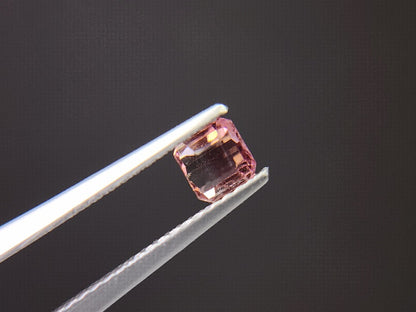 0879-69　トルマリン　0.50ct