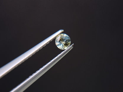 0090-40　モンタナサファイア　0.13ct