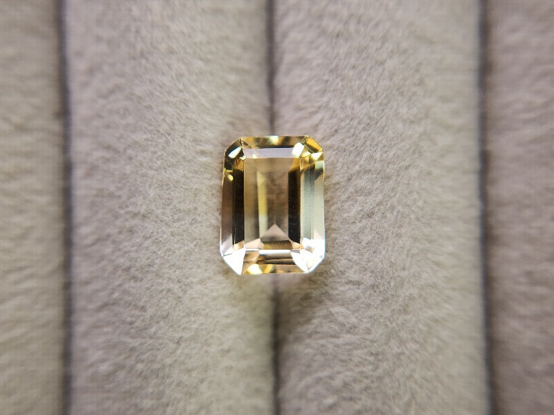 0365-4-22　バイカラーシトリン　2.51ct