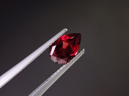 0910-3-4　ガーネット　1.54ct
