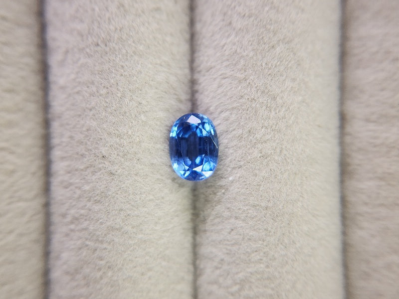 0035-1-33　カイヤナイト　1.25ct