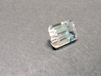 0082 バイカラートパーズ 3.49ct