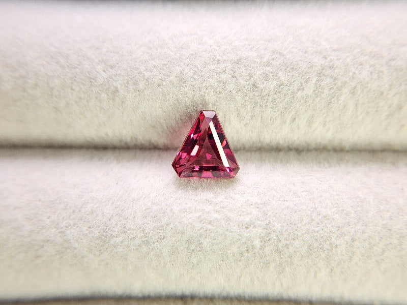 RDGA-13　ロードライトガーネット　1.27ct
