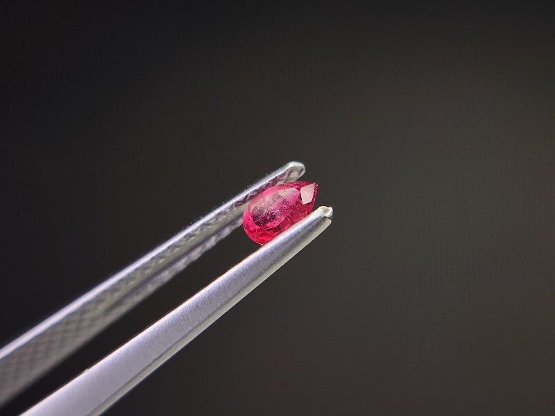 r-BE-1　レッドベリル　0.12ct