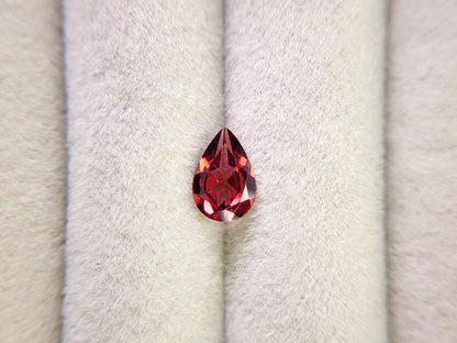 0910-3-10　ガーネット　1.29ct