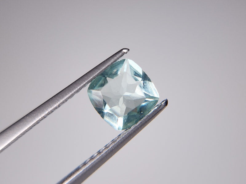 gBE-7　グリーンベリル　0.82ct